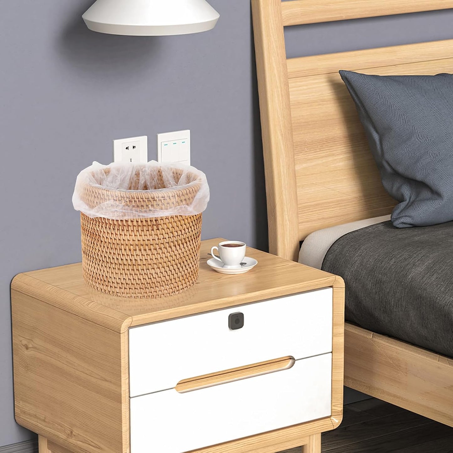 Sumnacon Mini Wicker Trash Can Cute Round Waste Basket for Bedroom Desktop Natural Rattan Trash Can for Bathroom,Office,Kitchen Versatile Woven Trash Cans for Paper Waste,Plant,Flower