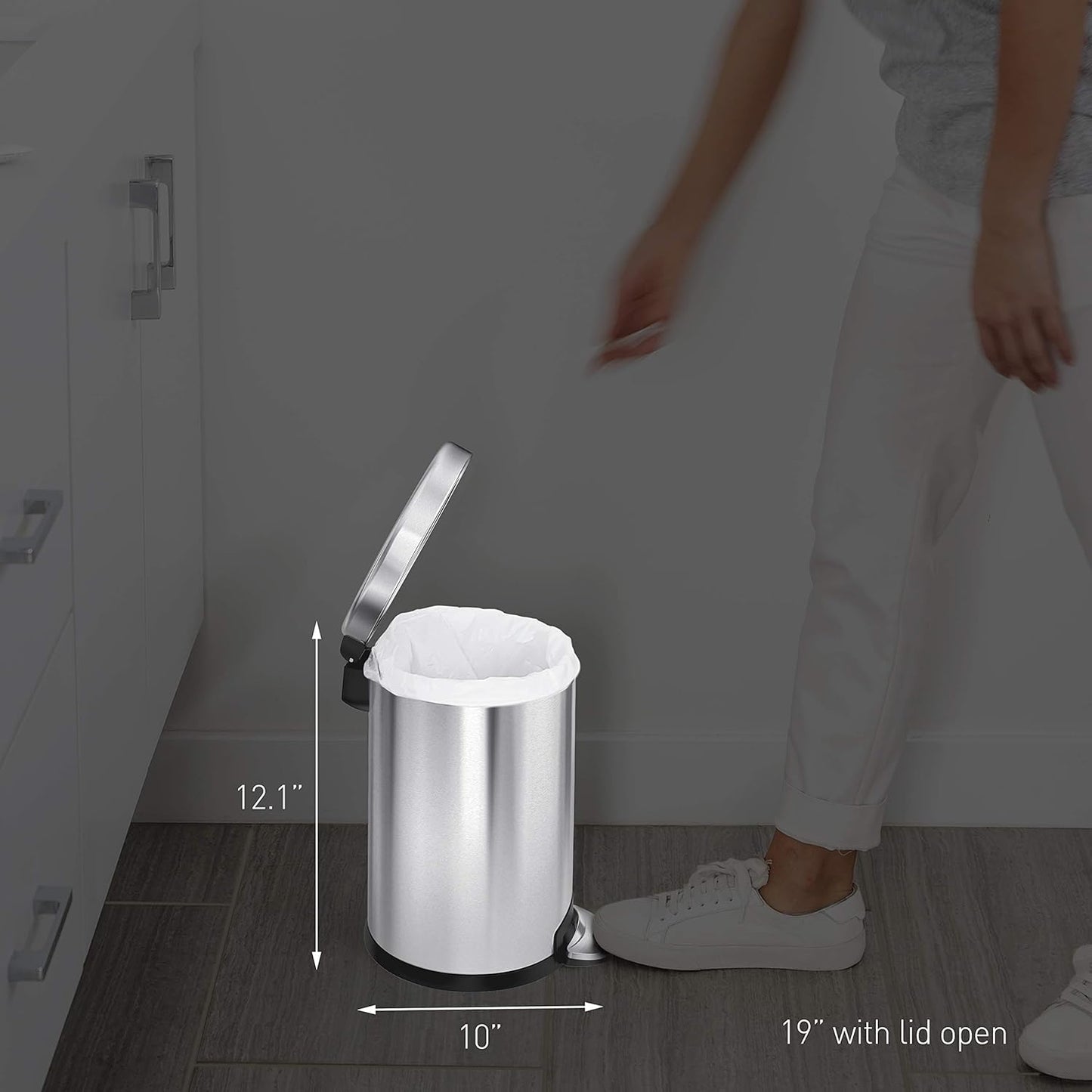 simplehuman 4.5 Liter / 1.2 Gallon Round Bathroom Step Trash Can, Brushed Stainless Steel